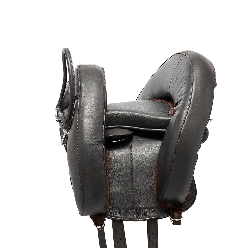 SYNTHETIC Inky Dinky Saddle® - Offiziell